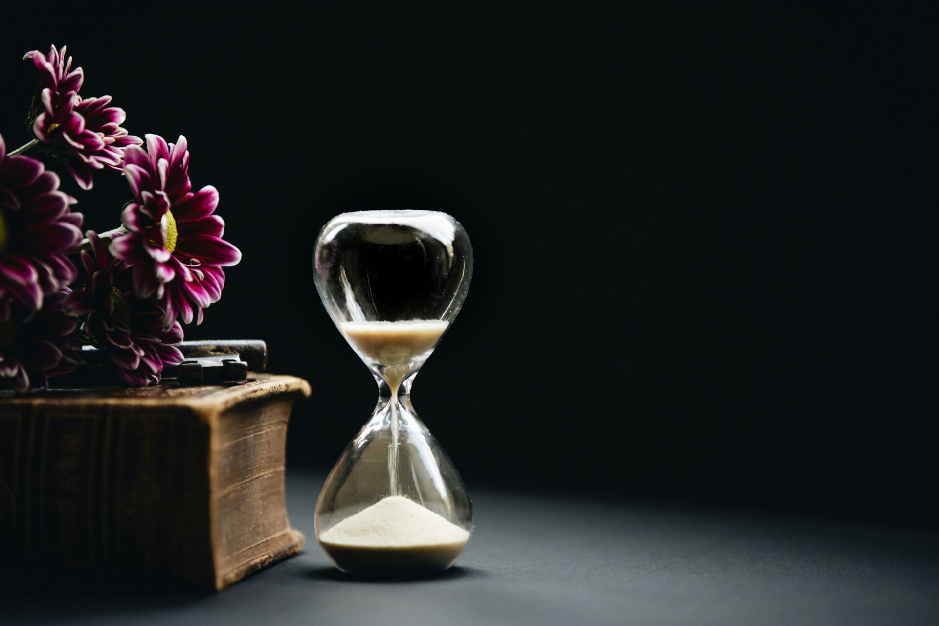 Discovering and Living Your Values: A Guide to a More Meaningful Life